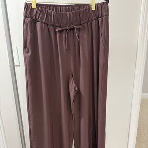 All in Motion Active Light High Rise Wide Leg Pants - Brown Sz L